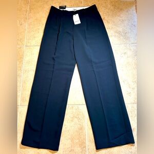NWT🌷The Aritzia Effortless Pant - Crepette (black)